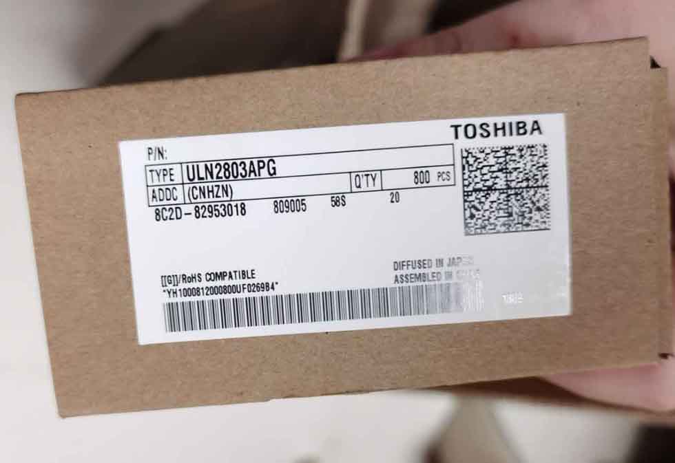 ULN2803APG 东芝通信IC  TOSHIBA DIP-18 全新原装正品
