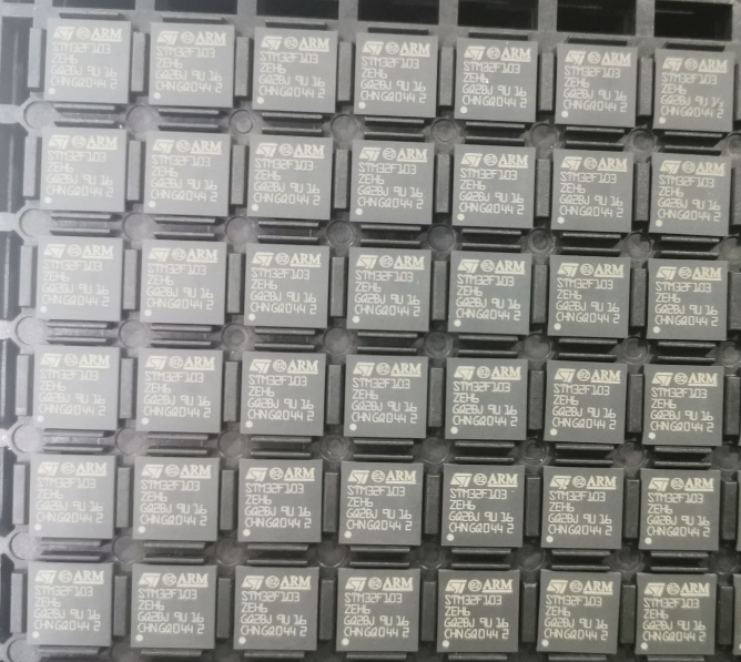 STM32F103ZEH6 微控制器 单片机芯片 32位 72MHz STM32F103ZEH6